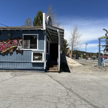 The Stove Restaurant - Breakfast & Brunch Near Me - Mammoth Lakes, California The Stove Restaurant - Breakfast & Brunch Near Me - Mammoth Lakes, California