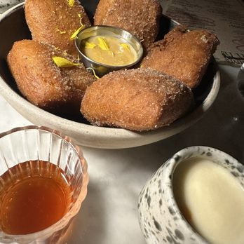 Mirate - Churros - Mexican Near Me - Los Angeles, California Mirate - Churros - Mexican Near Me - Los Angeles, California