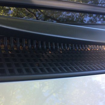 Manuel's Auto Detail - leaves/debris still left in the vents, after an exterior detail - Auto Detailing Near Me - SAN JOSE, California Manuel's Auto Detail - leaves/debris still left in the vents, after an exterior detail - Auto Detailing Near Me - SAN JOSE, California