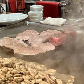 Benihana - Chandler - Sushi Bars Near Me - Chandler, Arizona