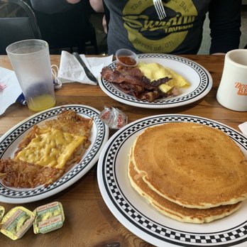 Demetri's BBQ - Hot cakes, BBQ Pork omelette, and hash browns with cheese - Barbeque Near Me - Birmingham, Alabama Demetri's BBQ - Hot cakes, BBQ Pork omelette, and hash browns with cheese - Barbeque Near Me - Birmingham, Alabama
