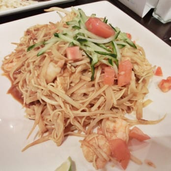 Casey'S - Singapore street style noodle. Not very good... - American Near Me - Dorval, Quebec Casey'S - Singapore street style noodle. Not very good... - American Near Me - Dorval, Quebec