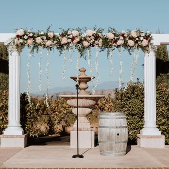 HCD Weddings & Events - Photo by D. Lillian Photography - Wedding Planning Near Me HCD Weddings & Events - Photo by D. Lillian Photography - Wedding Planning Near Me