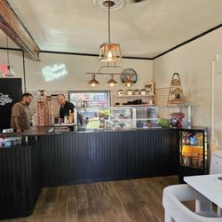 Cozy Coffee Lounge - Additional space