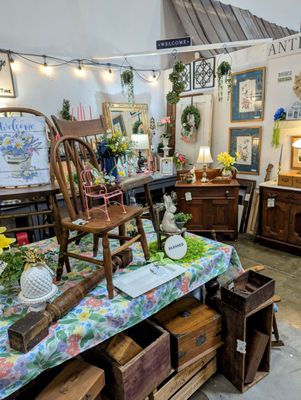 Miss Lucille's Marketplace by null
