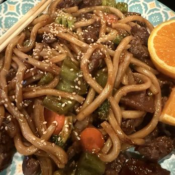 Sushi Okoku - Stir Fried Beef Yaki-Udon - Sushi Bars Near Me - Riverside, California