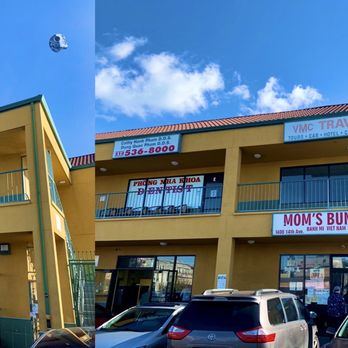 Mom's Pho & Banh Mi - Exterior - Vietnamese Near Me - Oakland, California
