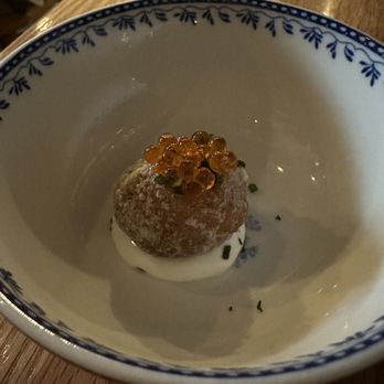 Giant - Trout Roe - New American Near Me - Chicago, Illinois