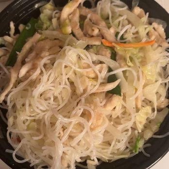 Dan Dan - rice noodles with chicken - Szechuan Near Me - Philadelphia, Pennsylvania