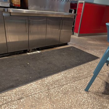 Café Zupas - Floors and carpet dirty - Salad Near Me - Henderson, Nevada Café Zupas - Floors and carpet dirty - Salad Near Me - Henderson, Nevada