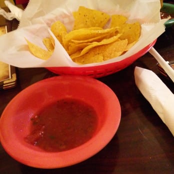 El Pueblito - Chips and yummy salsa. I really LOVE the individual salsa dishes. More places should do this! - Mexican Near Me - Bella Vista, Arkansas El Pueblito - Chips and yummy salsa. I really LOVE the individual salsa dishes. More places should do this! - Mexican Near Me - Bella Vista, Arkansas