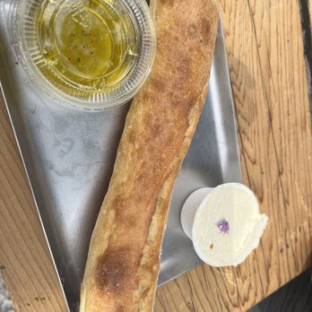 Westcott Bay Shellfish Company - Bread appetizer - Seafood Markets Near Me - Friday Harbor, Washington