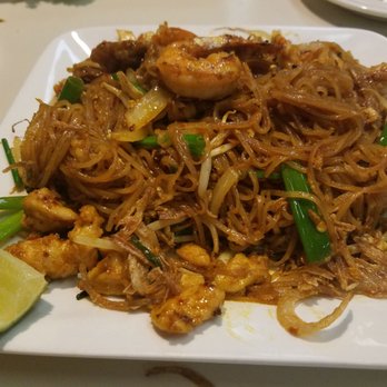 Pho Leo - Combo Pad Thai - Vietnamese Near Me - Mesa, Arizona Pho Leo - Combo Pad Thai - Vietnamese Near Me - Mesa, Arizona