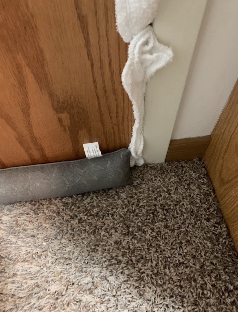 MEADOW RIDGE APARTMENTS Updated May 2024 808 E Benjamin Ave, Norfolk, Nebraska Apartments