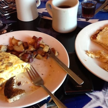 Capital View Cafe - A double breakfast with the family! Short cakes and a bacon and sausage omelette. - American Near Me - Saint Paul, Minnesota Capital View Cafe - A double breakfast with the family! Short cakes and a bacon and sausage omelette. - American Near Me - Saint Paul, Minnesota