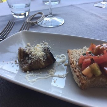 Il Ritrovo - complimentary eggplant and bruschetta - Seafood Near Me - Salerno, SA