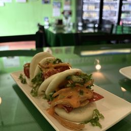 Bacon banh bao Bacon banh bao