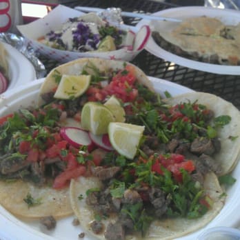 El Camion - Carne asada tacos - Mexican Near Me - Seattle, Washington El Camion - Carne asada tacos - Mexican Near Me - Seattle, Washington