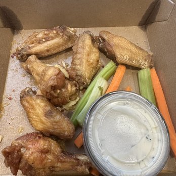 Taco Mac - sauceless wings - Chicken Wings Near Me - Macon, Georgia Taco Mac - sauceless wings - Chicken Wings Near Me - Macon, Georgia