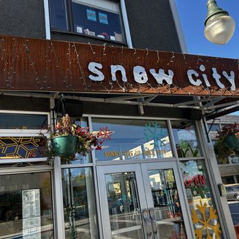 Snow City Cafe - Breakfast & Brunch Near Me - Anchorage, Alaska