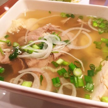 Pho Ha #1 - Chicken phö with rare steak added - Vietnamese Near Me - Temecula, California