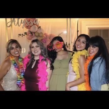 Oh Snap! Bar - Photo booth - Photo Booth Rentals Near Me