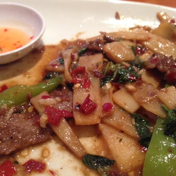 Pink Pepper - Thai Near Me - Los Angeles, California