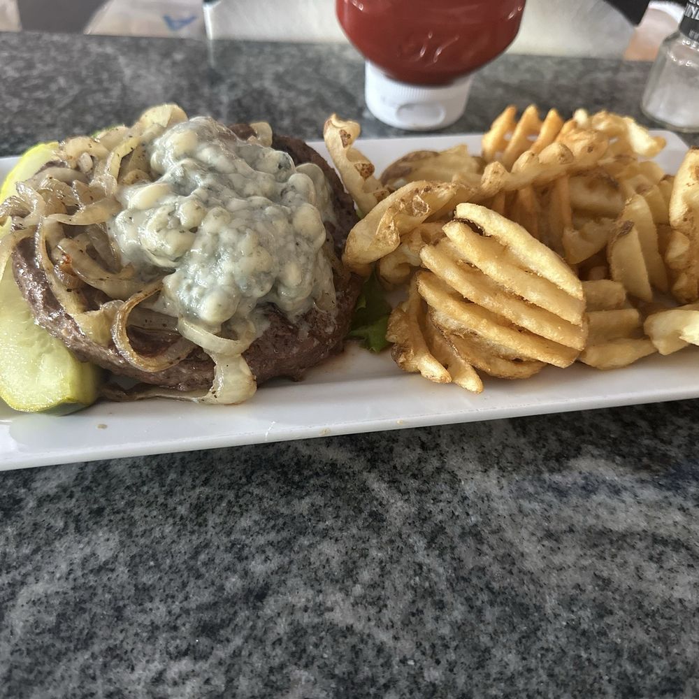 Blue & Gray Bar & Grill - Buford burger - Sports Bars Near Me - Gettysburg, Pennsylvania Blue & Gray Bar & Grill - Buford burger - Sports Bars Near Me - Gettysburg, Pennsylvania