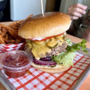 Burger NV - Jalapeño Cheeseburger - Burgers Near Me - Sparks, Nevada Burger NV - Jalapeño Cheeseburger - Burgers Near Me - Sparks, Nevada