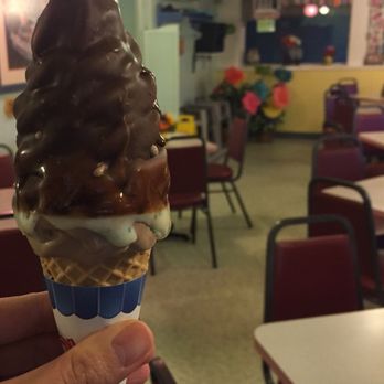 Hunter's Dairy Freez - Ice Cream & Frozen Yogurt Near Me - Danville, Pennsylvania