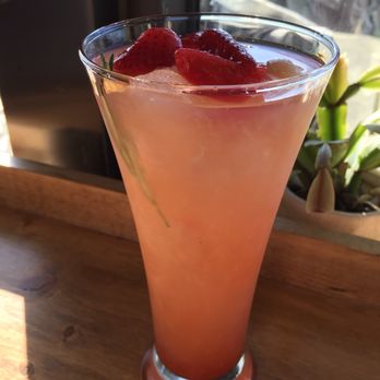 Makario Coffee Roasters - Lychee Strawberry Lemonade - Coffee & Tea Near Me - Everett, Washington Makario Coffee Roasters - Lychee Strawberry Lemonade - Coffee & Tea Near Me - Everett, Washington