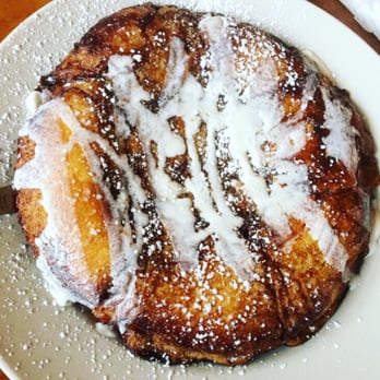 Le Peep - Apple pie pancake! - Breakfast & Brunch Near Me - Edison, New Jersey Le Peep - Apple pie pancake! - Breakfast & Brunch Near Me - Edison, New Jersey