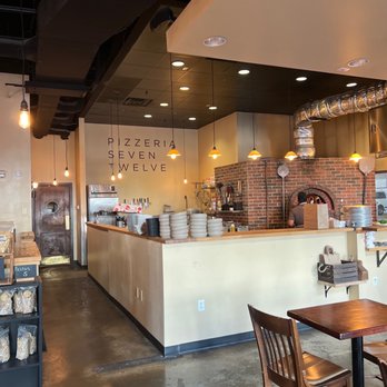 Pizzeria Seven Twelve - Pizza oven,  make me a warm and delicious slice - Pizza Near Me - Orem, Utah
