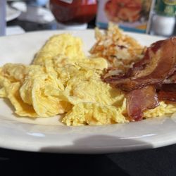 The Gumbo Diner - Big Beach Breakfast + Beignet
