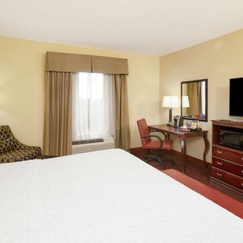 Hampton Inn Covington - Guest room - Hotels Near Me - Covington, Georgia Hampton Inn Covington - Guest room - Hotels Near Me - Covington, Georgia