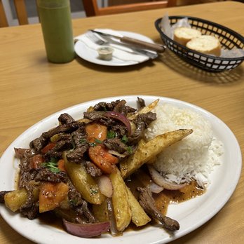 Asumare - Lomo Saltado - Peruvian Near Me - San Fernando, California