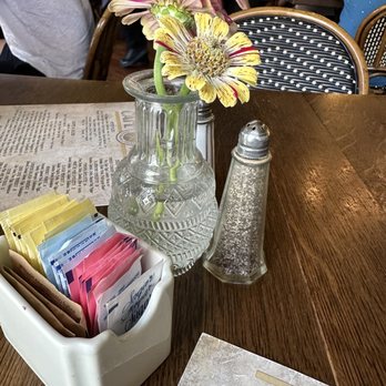 Cafe Monte - Table Decor - French Near Me - Charlotte, North Carolina Cafe Monte - Table Decor - French Near Me - Charlotte, North Carolina