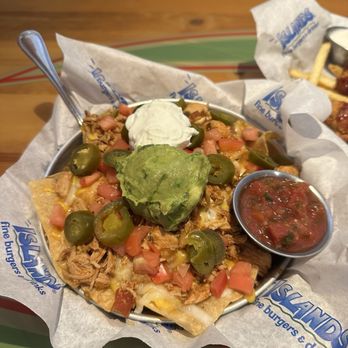 Islands Restaurant - HH Islands Nachitos - Burgers Near Me - Cerritos, California