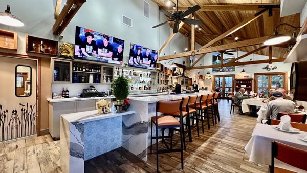 Steamboat Landing Bar & Grill by null