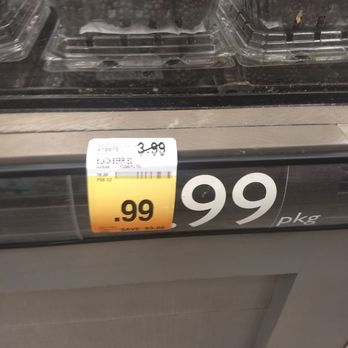 Lucky - 6 ounce blackberries sitting overnight reduced from $3.99 to 99 cents - Grocery Near Me - Sunnyvale, California Lucky - 6 ounce blackberries sitting overnight reduced from $3.99 to 99 cents - Grocery Near Me - Sunnyvale, California