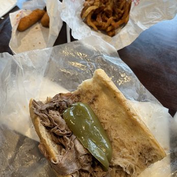 Mr. Beef - Fast Food Near Me - Chicago, Illinois