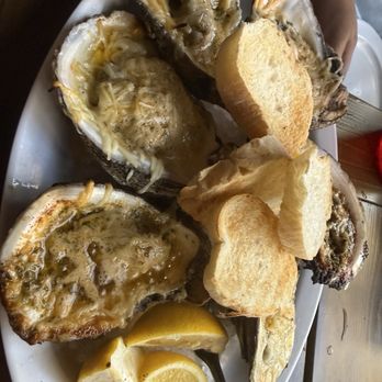 Lil’ Easy - Cajun/Creole Near Me - Austin, Texas
