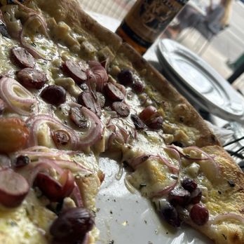 Centro Woodfired Pizzeria - Pollo Bianco Outlaw Orange Cream - Pizza Near Me - Cedar City, Utah Centro Woodfired Pizzeria - Pollo Bianco Outlaw Orange Cream - Pizza Near Me - Cedar City, Utah