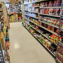 Bombay Spice: Indian Grocery and Spices - Grocery aisle