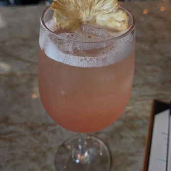 Magic Hour Rooftop Bar & Lounge - Lounges Near Me - New York, New York