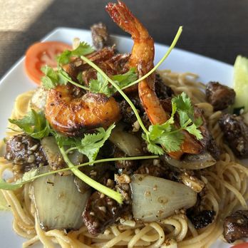 Simply Pho - Garlic Noodles with Filet Mignon + add Grilled Shrimp to top it off!! - Vietnamese Near Me - Lake Forest, California Simply Pho - Garlic Noodles with Filet Mignon + add Grilled Shrimp to top it off!! - Vietnamese Near Me - Lake Forest, California