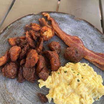 Bearcat CBD - Bearcat breakfast - Coffee & Tea Near Me - New Orleans, Louisiana