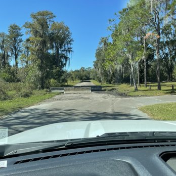 Lake Park - Uh ho! Road closed! - Parks Near Me - Lutz, Florida