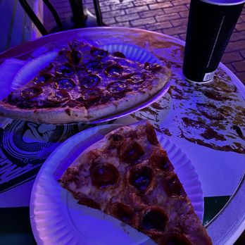 Angelina's Pizzeria - Pepperoni Slice - Pizza Near Me - Key West, Florida Angelina's Pizzeria - Pepperoni Slice - Pizza Near Me - Key West, Florida