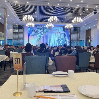 HL Peninsula Restaurant - Dim Sum Near Me - Milpitas, California
